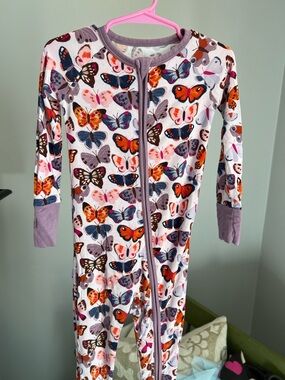 Little Sleepies Butterfly Kisses Zippy Footie Pajamas Size 2T GUC